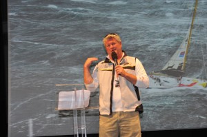 BRAD VAN LIEW VAINQUEUR DE LA 1ere étape de la VELUX 5OCEANS