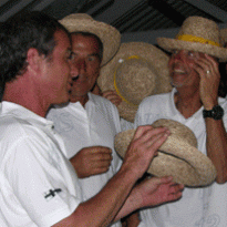 Transquadra des chapeaux pour tou s le concurrents @ A.C