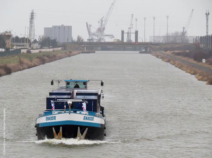 Dunkerque barge pour le fluvial